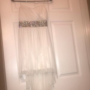 Short white dress beautiful silver bling